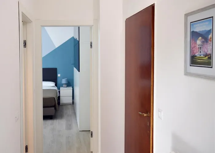 Business 아파트 코모